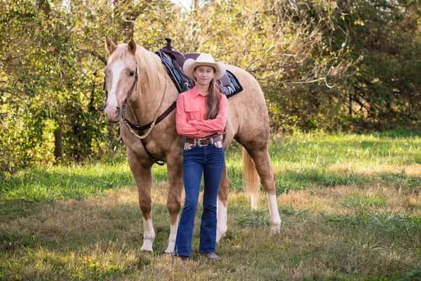 Senior Photo with Horse